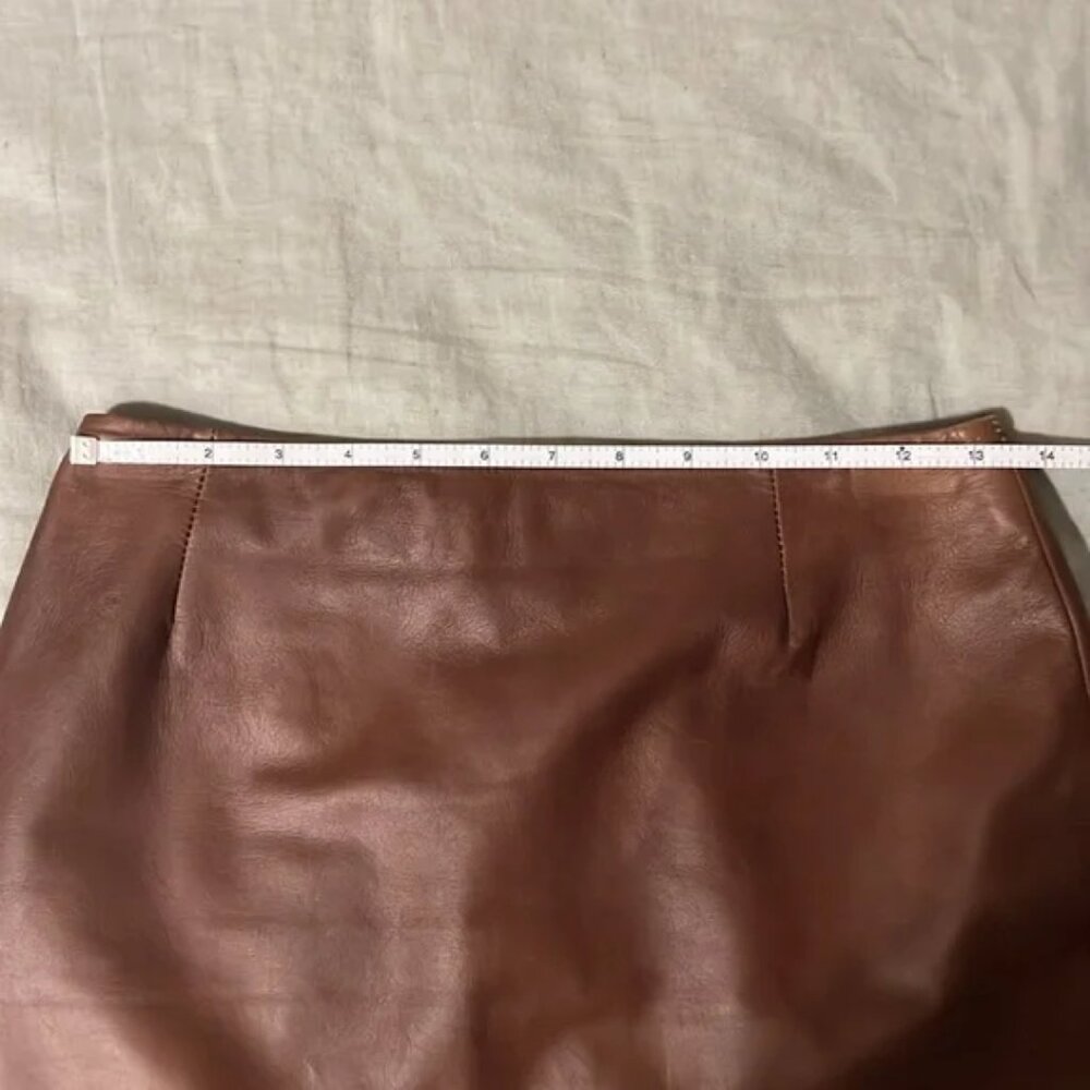 Danier Genuine Leather Skirt - Picture 7 of 8